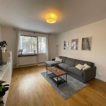 Stockholm Apartment, Hammarbyhojden Екстериор снимка