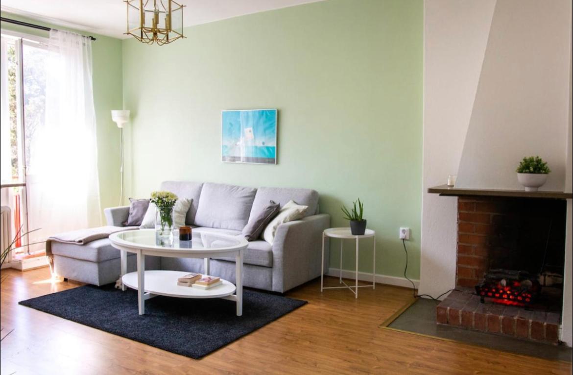 Stockholm Apartment, Hammarbyhojden Екстериор снимка