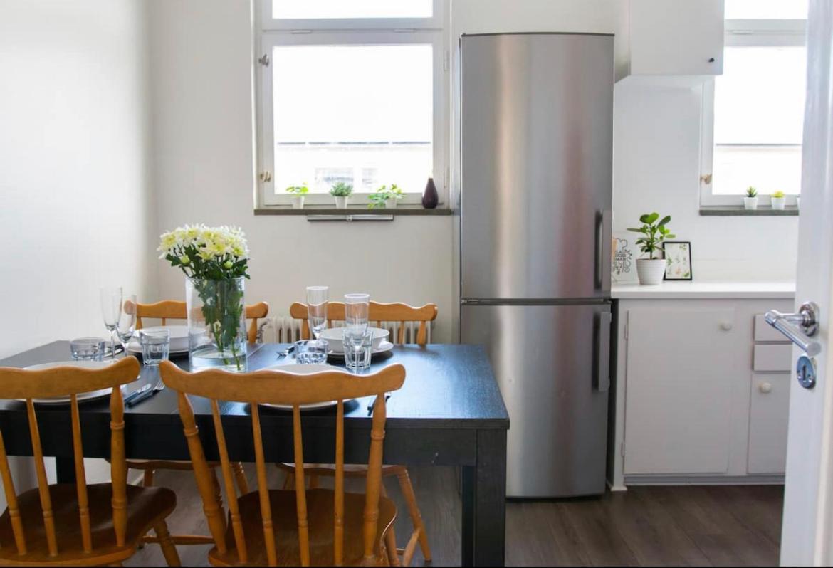 Stockholm Apartment, Hammarbyhojden Екстериор снимка