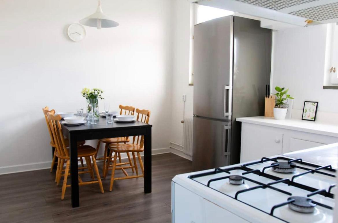 Stockholm Apartment, Hammarbyhojden Екстериор снимка
